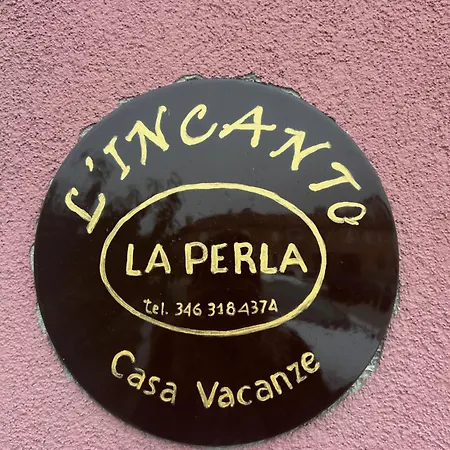 L'incanto Hébergement de vacances Montegrosso dʼAsti